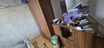 Продам шкаф и комод б/у, самовывоз в разобранном виде