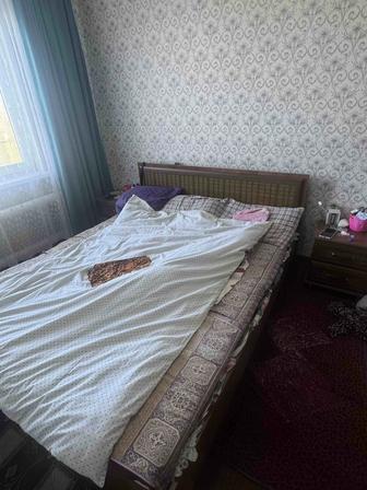 Продам спальный гарнитур