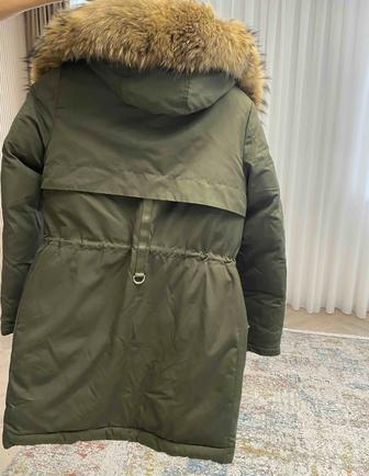Продам пуховик на девочку Турецкая