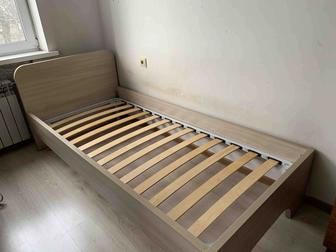 Продам односпальную кровать