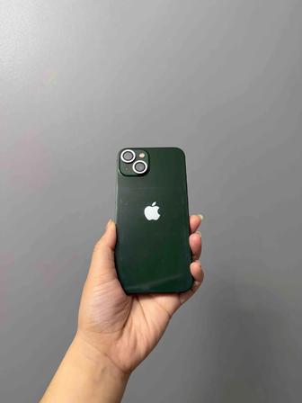 Продам IPhone 13