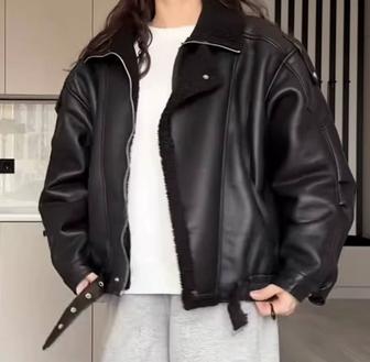 Женская дубленка авиатор оверсайз