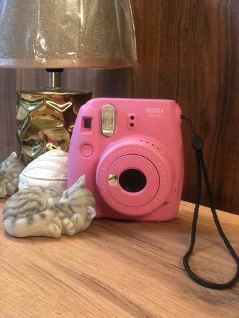 Фотоаппарат Instax mini9. В идеальном новом состоянии