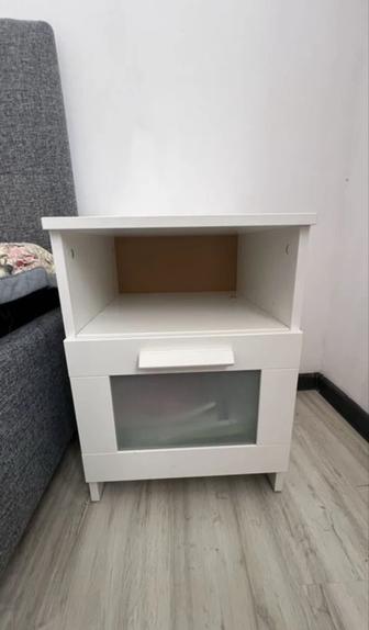 Прикроватные тумбы Икеа