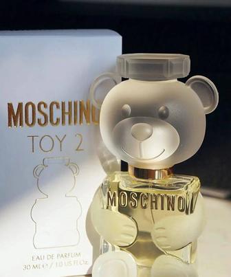 Toy 2 Moschino белый 100 мл парфюм для женщин