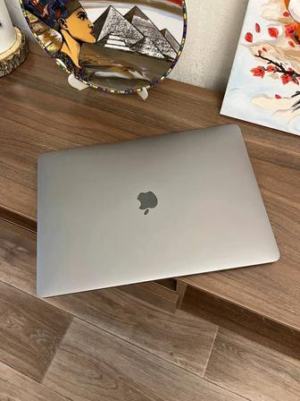 Macbook pro 15 (2016)