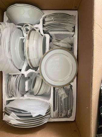 Продам сервиз на 12 персон