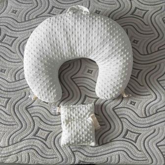 Подушка для кормления