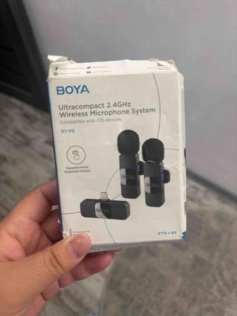 Петличка Boya BY-V2