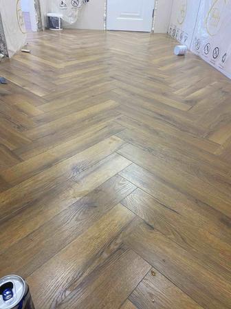 Ламинат. Плинтус. Натяжной и т.д