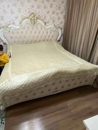 Продам спальный гарнитур в отличном состоянии . 150.000тыс