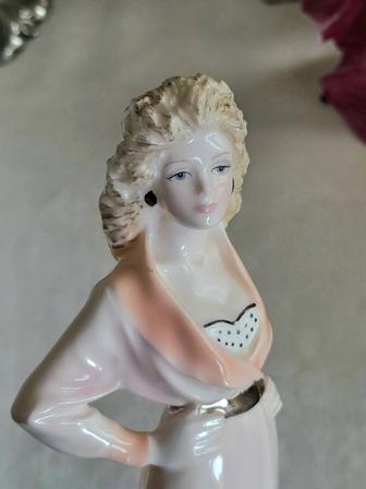Статуэтка коллекционная Coalport Англия фарфор