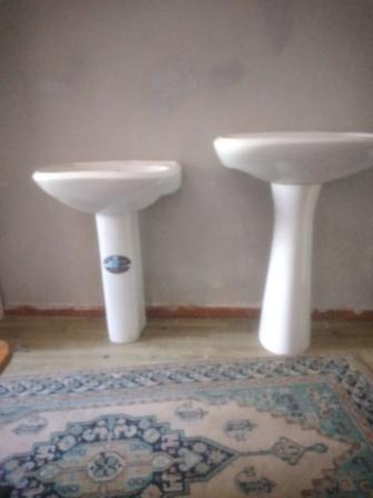 Продам 2 раковаины типа тюльпан