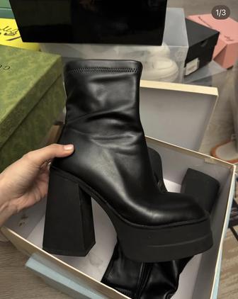 Ботинки женские