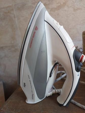 Продам паровой утюг Braun Freestyle.