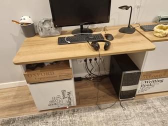 Письменный стол