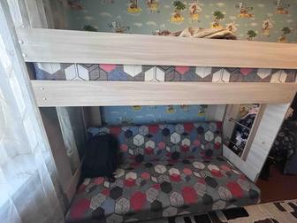 Продам двухъярусную кровать