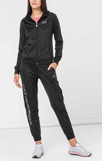 Женская спортивная двойка
От EA7 (оригинал)