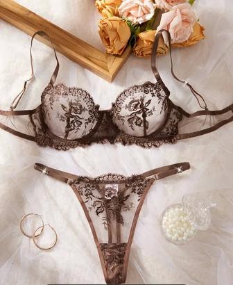 Комплект нижнего белья