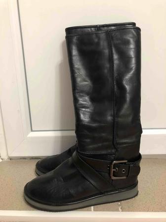 Кожаные сапоги