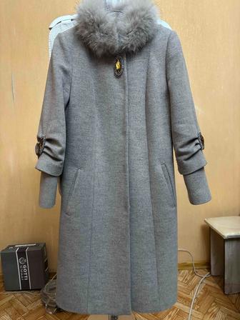 Продается пальто