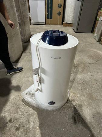 Водонагреватель Ariston ABS BLU R 100 V Бойлер Аристон