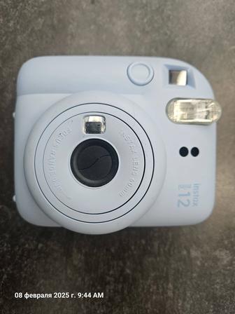 Фотокамера моментальной печати Fijifilm instax mini 12