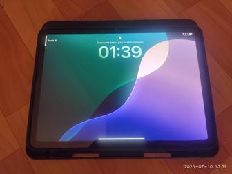 Продам iPad 11 M2