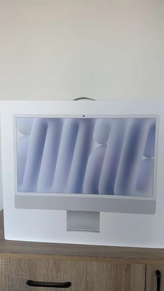 iMac with Apple M4 chip