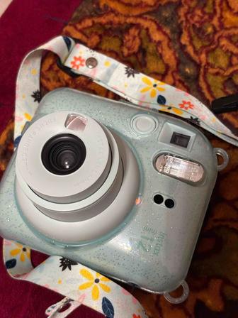 Instax mini12