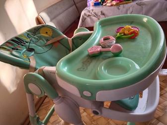 Продам детский стульчик плюс ходунки в подарок