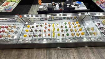 Продаю новый кондитерский холодильник