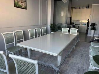 Гостиный стол