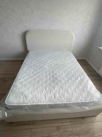 Продам новую спальную кровать