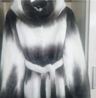 Шуба норка сатылады.