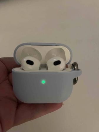 продам наушники airpods про 3