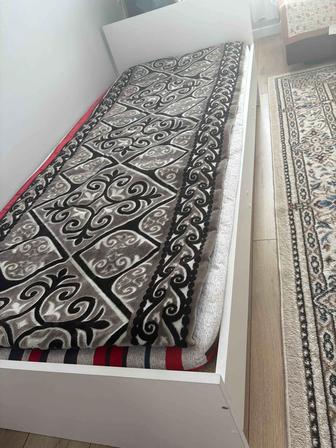 Кровать односпальная