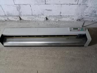 Режущий плоттер для рекламы производство Корея бу