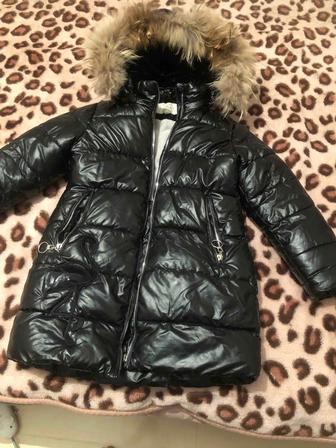 Продам куртку для девочки в отличном состоянии