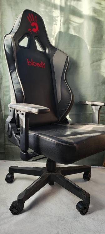 Игровое кресло б/у