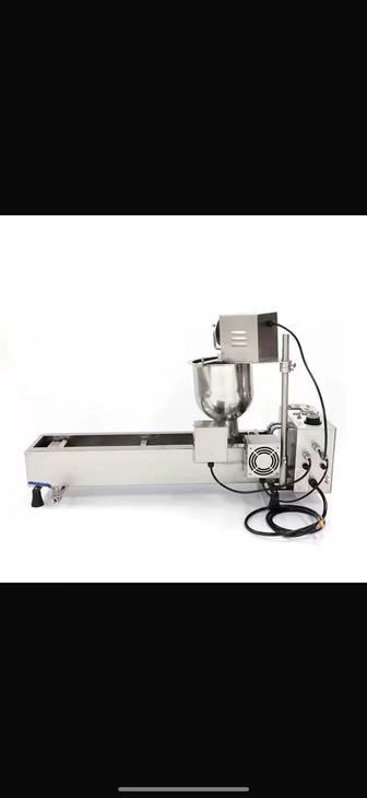 Автоматический аппарат для изготовления пончиков (донатсов)