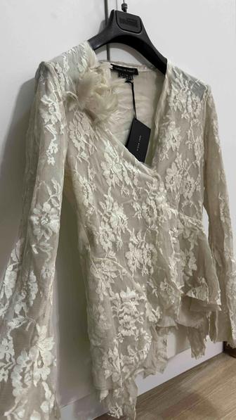 Блузки от бренда Isabel de pedro (коричневая и молочная)