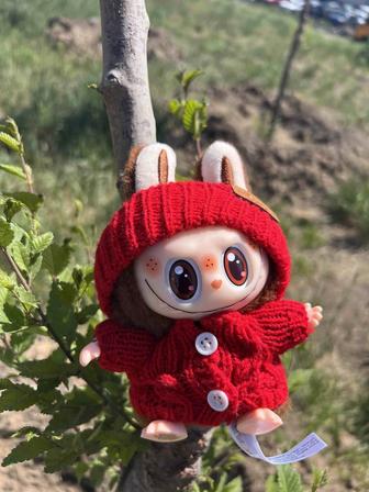 Labubu в разных одежках