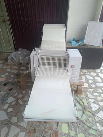 Продам тестораскаточную машину