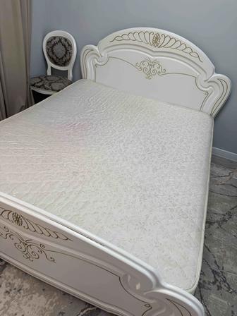 продам 2хспальную кровать