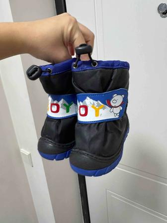 Детская обувь ботинки