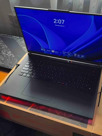 Игровой ноутбук ASUS ROG SCAR 18
