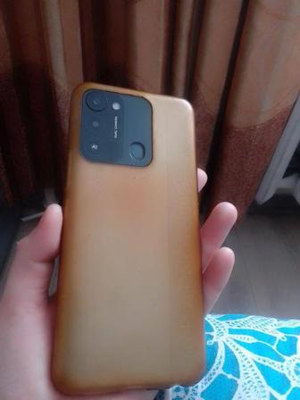 Телефон Tecno Spark 8c