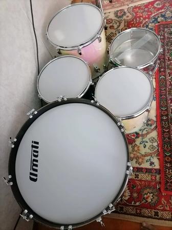 Музыкальный. Инструмент