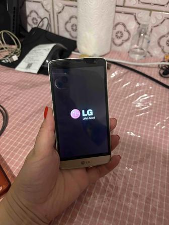 LG смартфон на зап.части